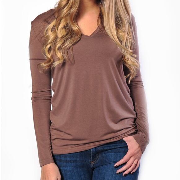 PIKO • V-Neck Long Sleeve Light Brown Tunic Top Shirt - Picture 1 of 4